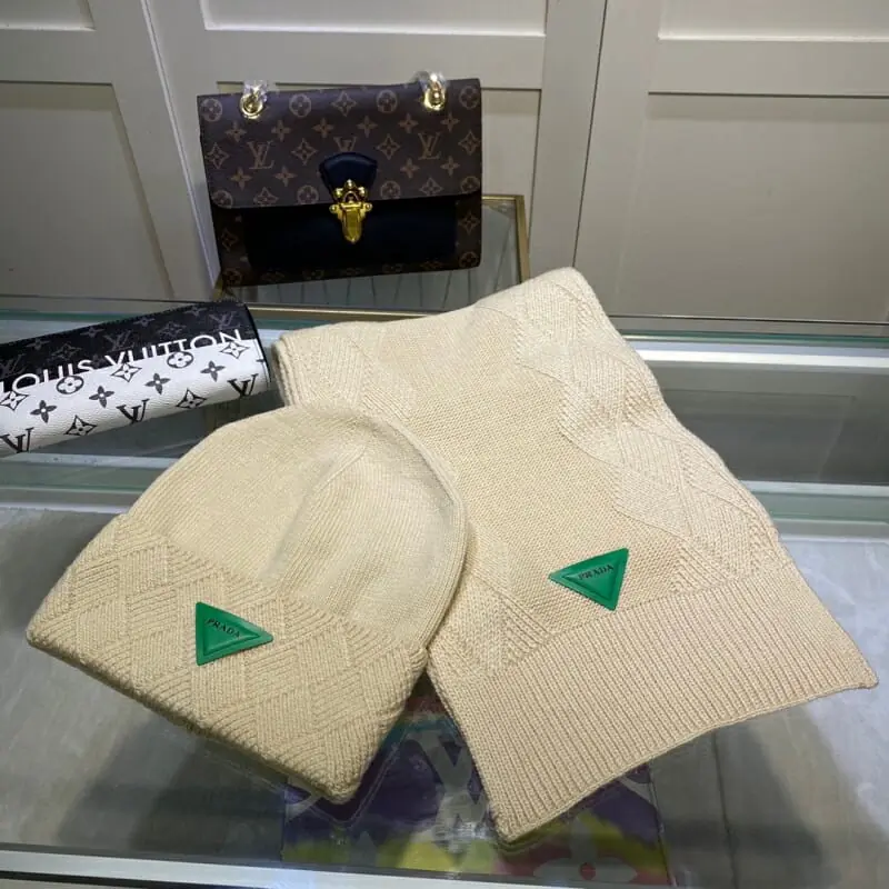 prada hat and echapres set s_1261305